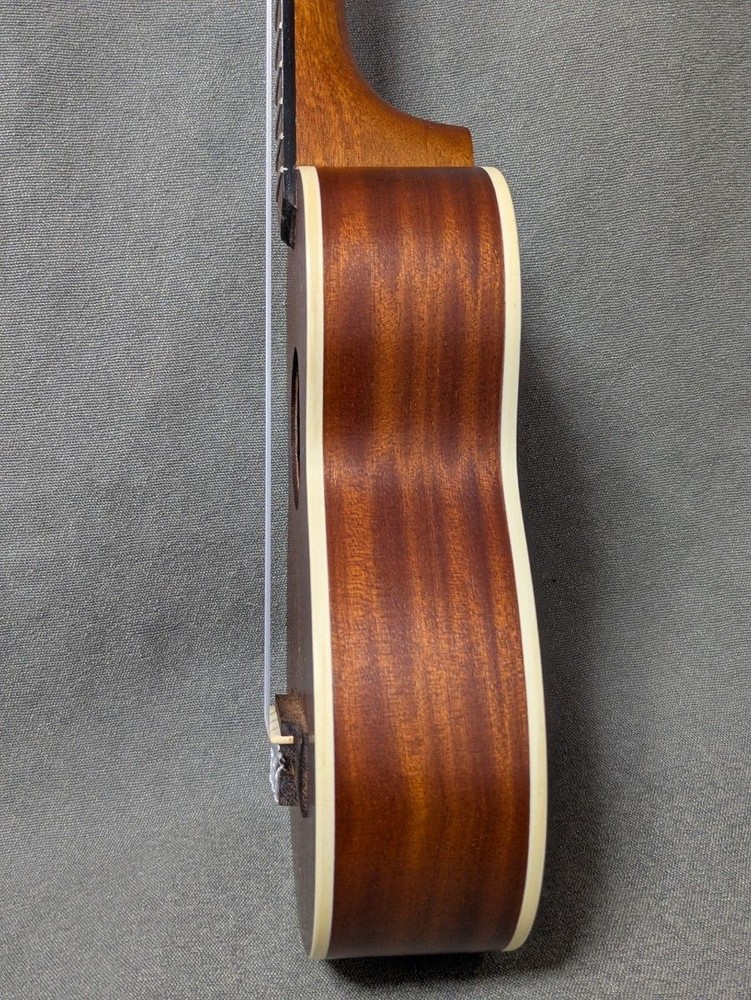 [Good condition] KALA KA-S soprano ukulele with soft case