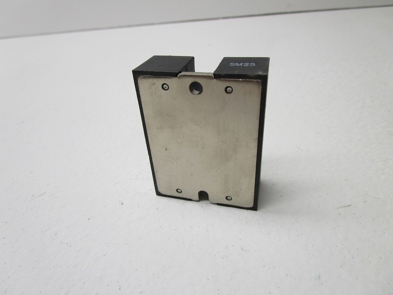 CRYDOM CSD2440 SOLID STATE RELAY NSMP