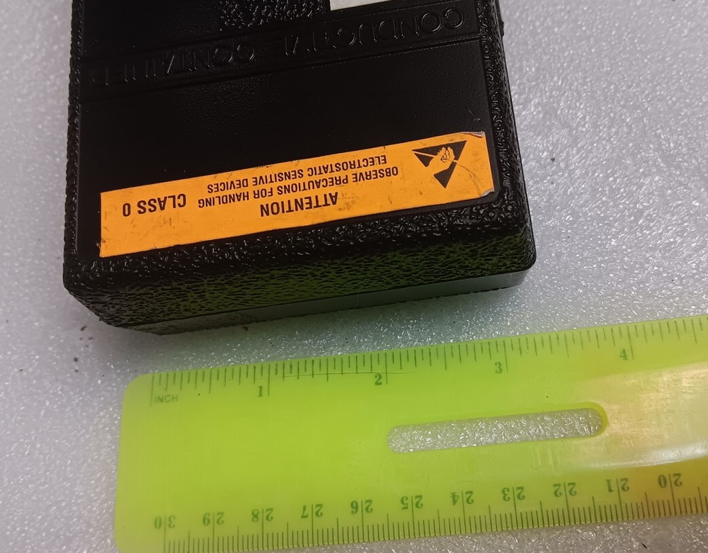 3m 8428-100 esd ic shipping zif socket container