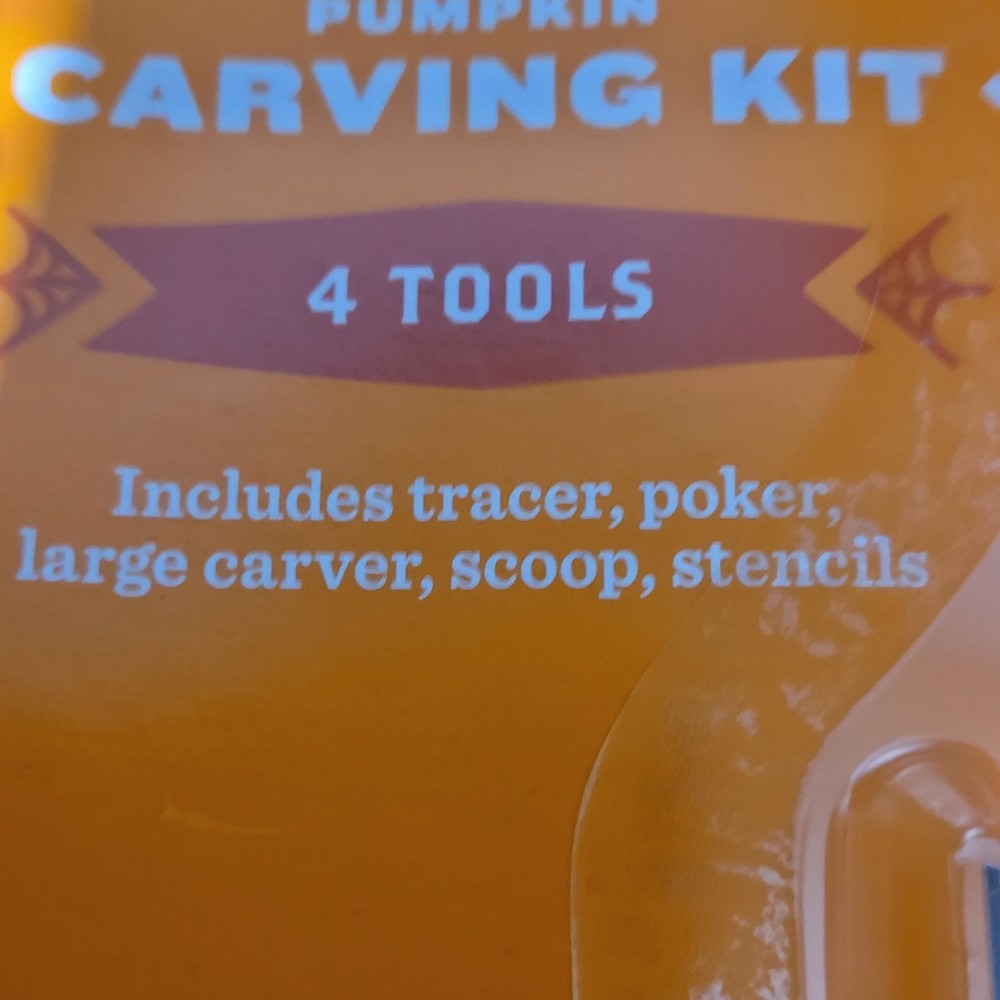 Pumpkin Carving Kit 4 Tools - 8 Stencils - Hyde & EEK! NWT