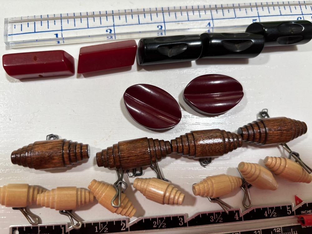 Vintage Toggle Buttons - Wooden & Plastic