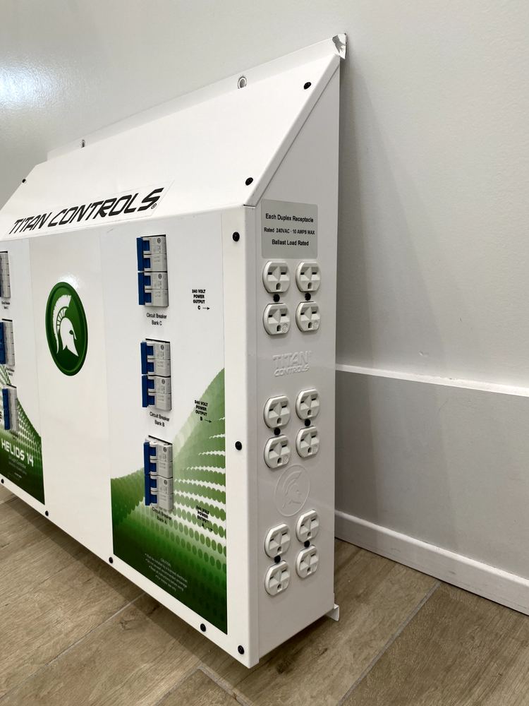 TITAN CONTROLS HELIOS 14 – 24 Grow Light Controller with Timer