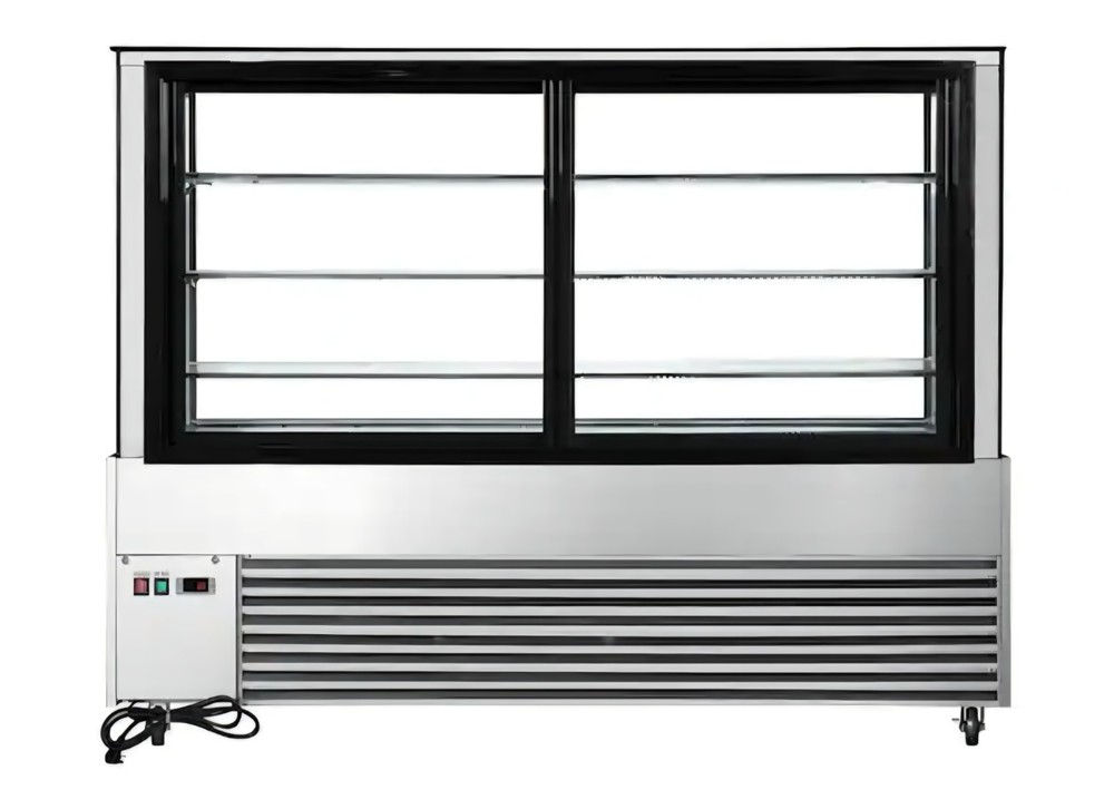 Koolmore RBD30C 71" Refrigerated Bakery Display Case