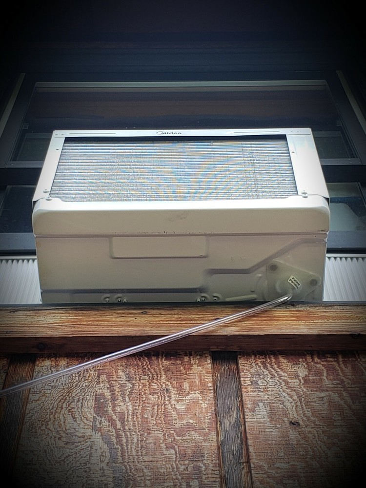 Magnetic Universal Window Air Conditioner Drain Kit 5ft Kit