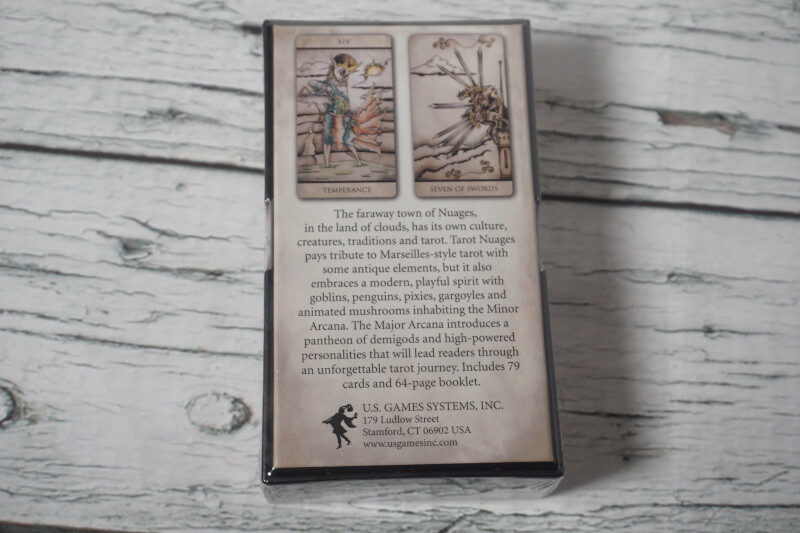 Tarot Nuages Tarot Cards by Gniedmann