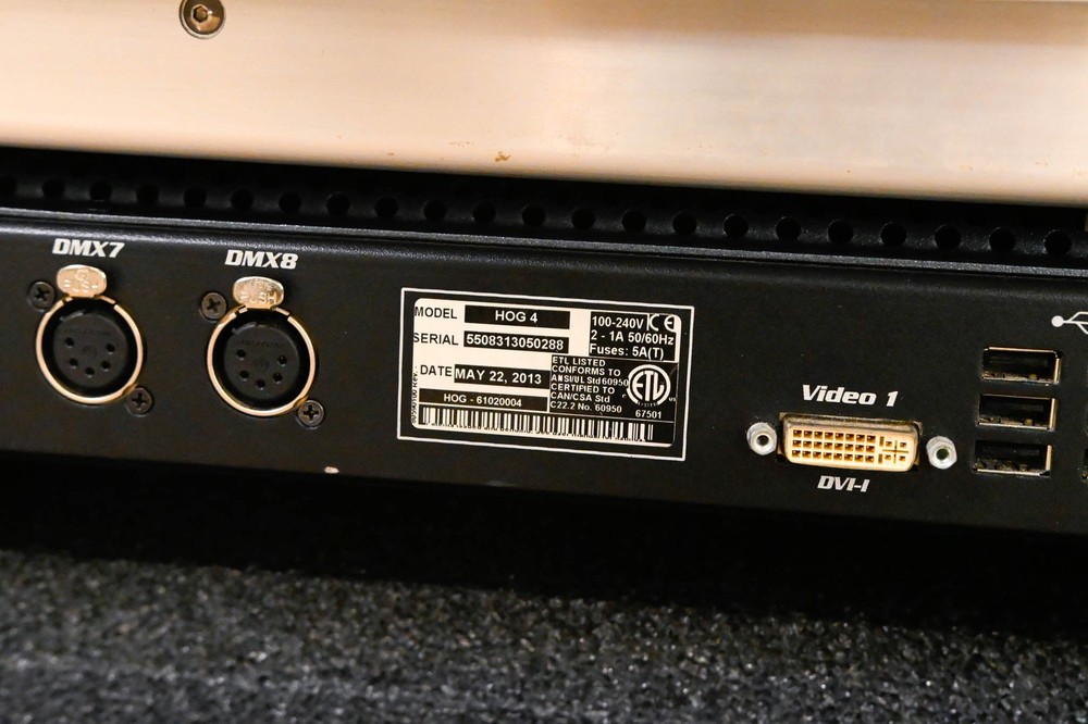 High End Systems Hog 4 Lighting Control Console with Road Case CG01WTY