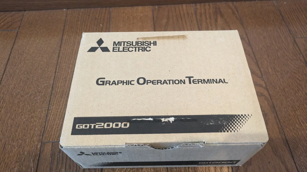 One Mitsubishi GT2104-RTBD Touch Panel New In Box Expedited Shipping