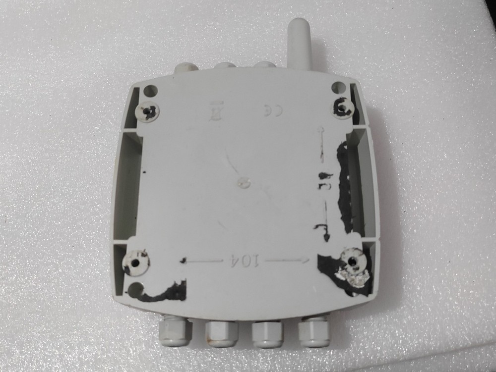 Comet H0430 temperature transmitter and controller