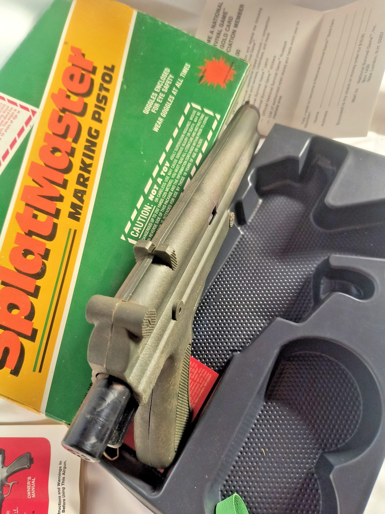 VINTAGE SPLATMASTER PAINTBALL GUN