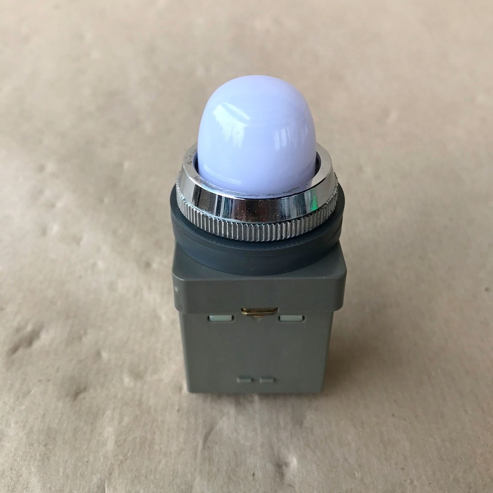 IDEC APN118W CONTROL UNIT PILOT LIGHT