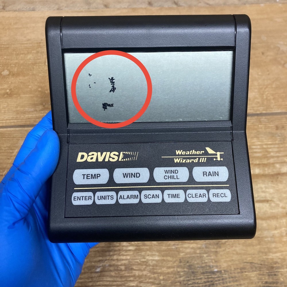 Davis Instruments Weather Wizard III 7425 Display only. ** HAS SCREEN ISSUE**