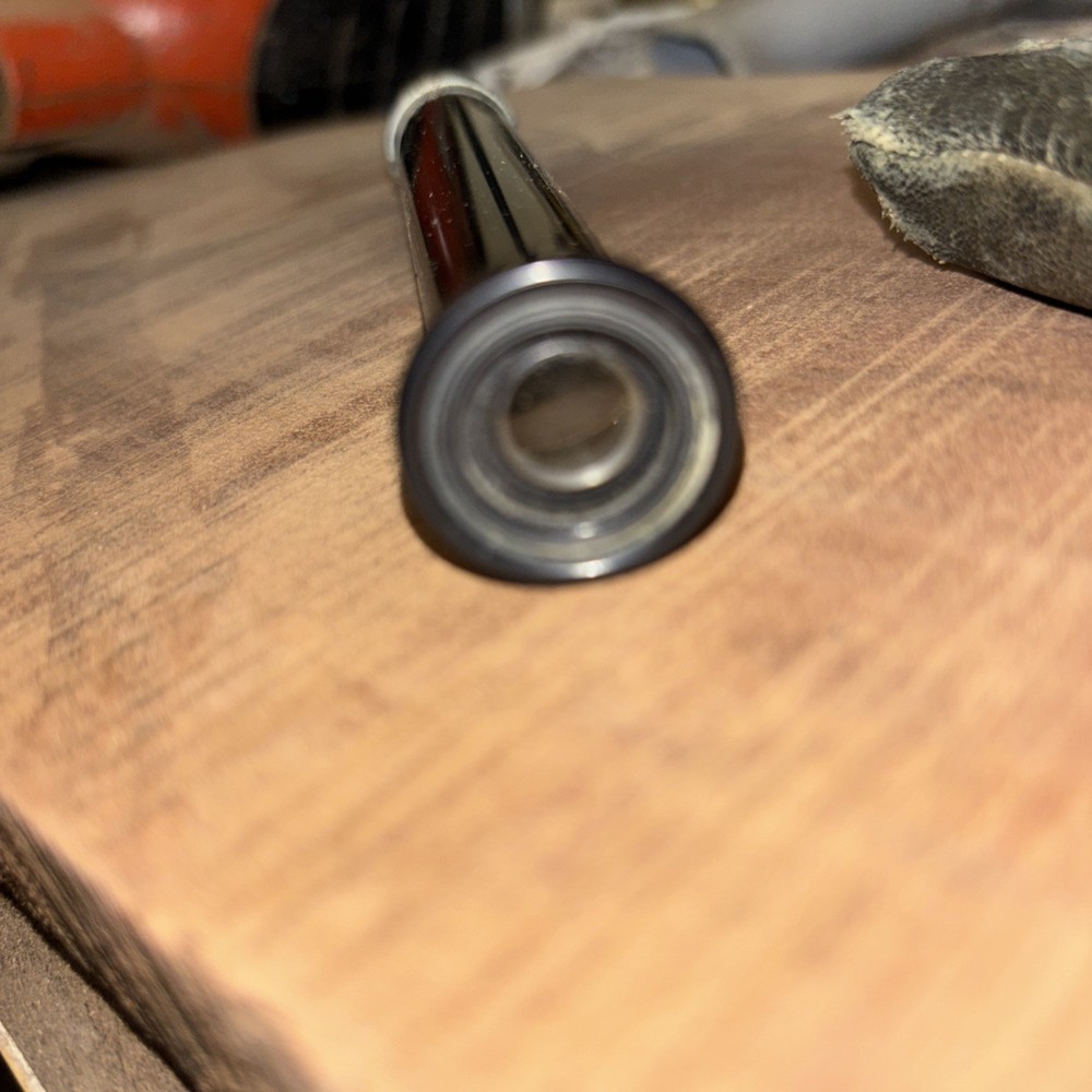 VINTAGE POCKET MICROSCOPE / WITH LEATHER CASE