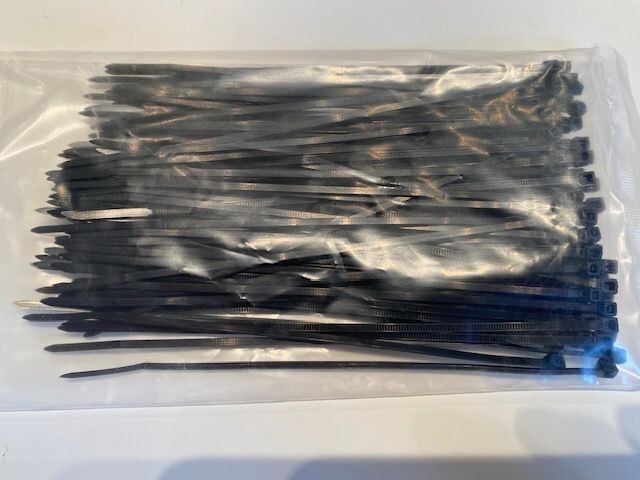100pcs Cable Ties in Black 3.6mm x 140mm