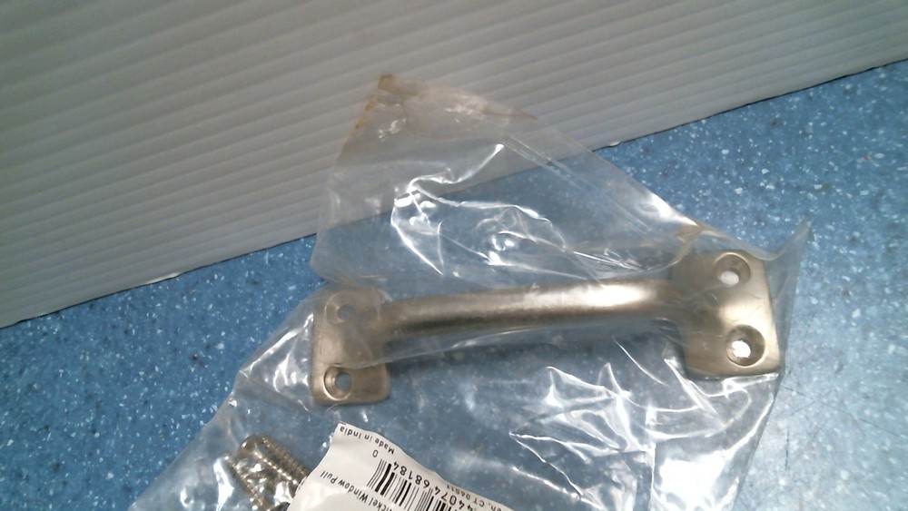 Schlage Satin Nickel Window Pull (SPS026MB-619) FS