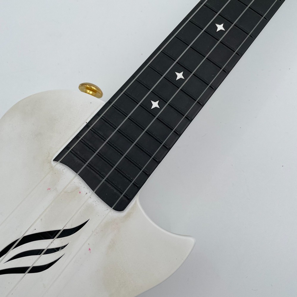 Enya Ukulele White