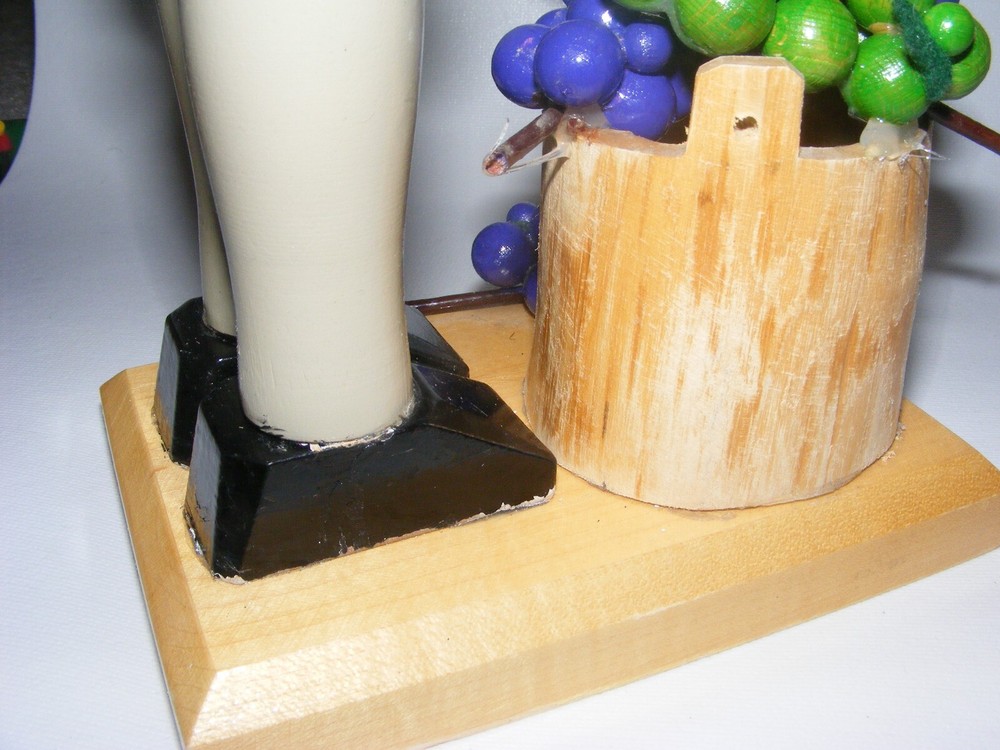 STEINBACH 18" Nutcracker WINE MAKER signed but needs TLC