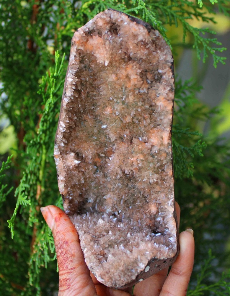 Heulandite Format In Geode Minerals Specimen #M16