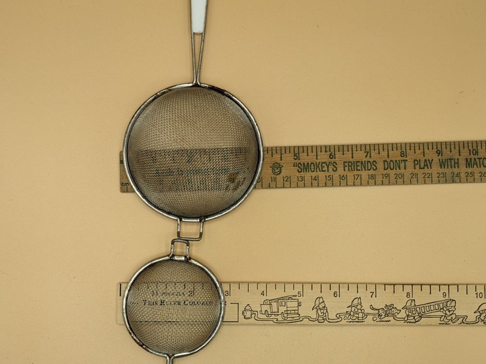 Vintage Fackelmann Sieve Screen Strainer Set Of 2 Diff Diameter Wire Mesh Basket