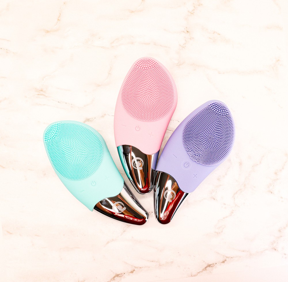 Palm Face brush