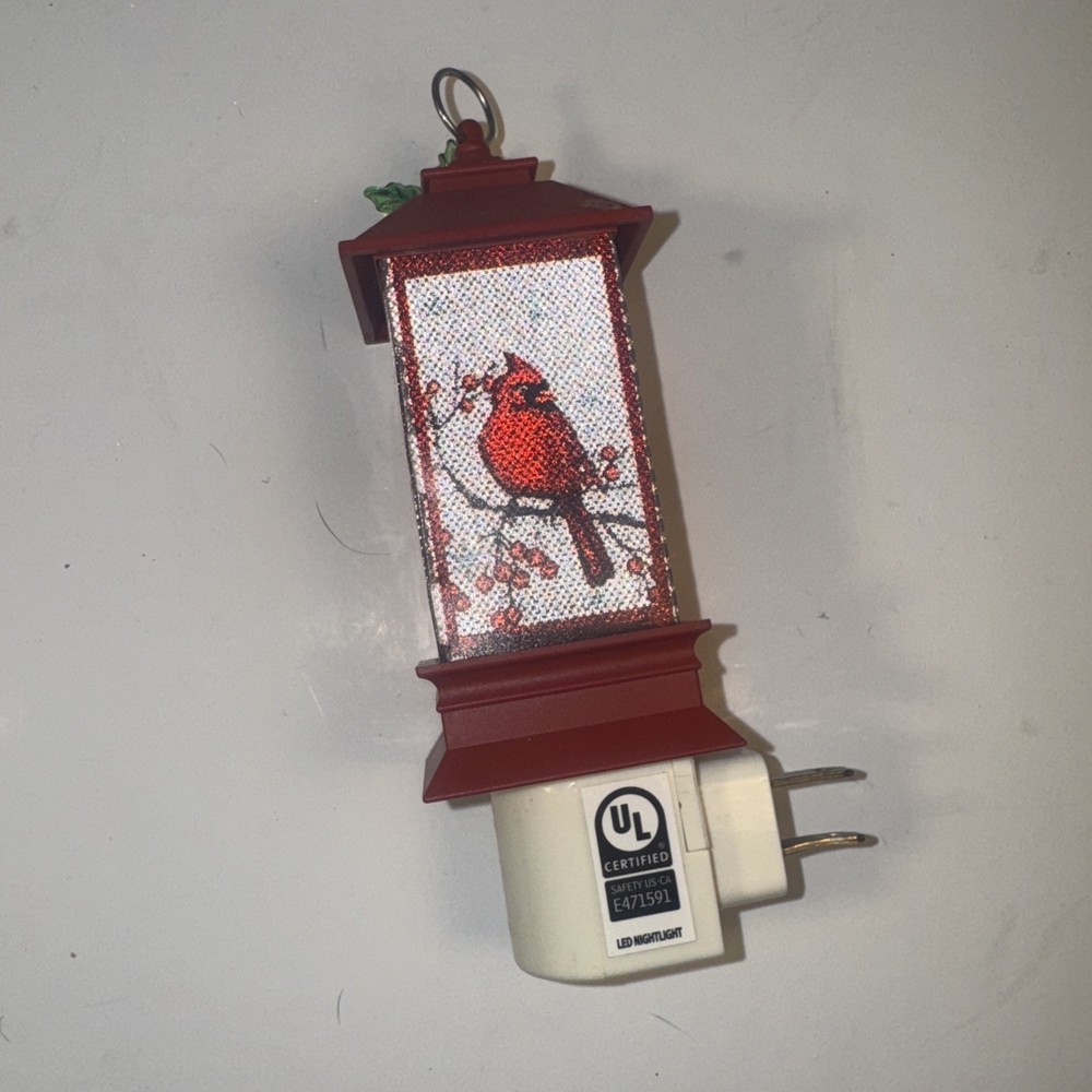 Cardinal Night Light Plug In Glitter Light