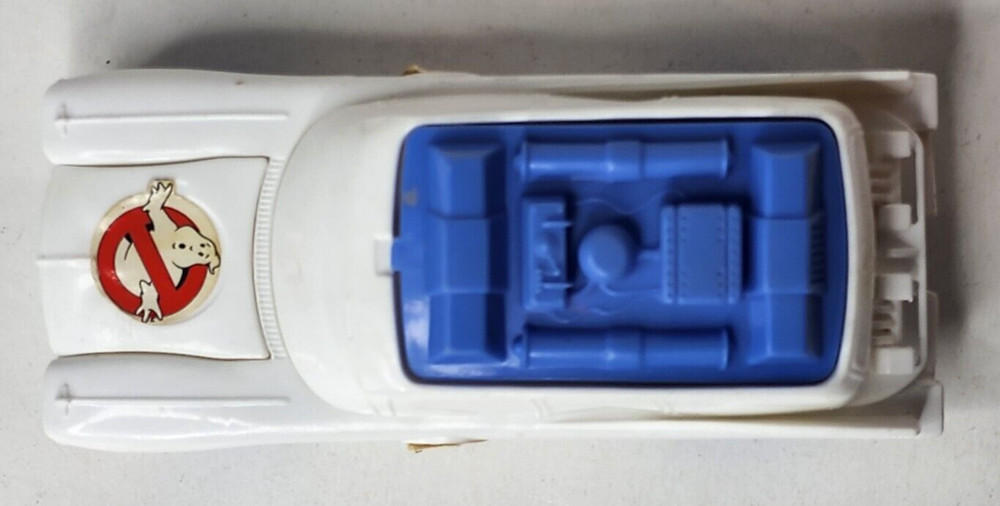 The Real Ghostbusters Ecto 1 car Play-doh mold 1984
