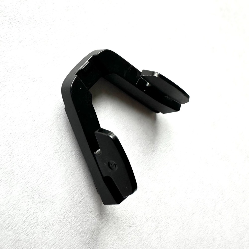 Authentic Oakley Sutro Lite Sweep Replacement Nose Bridge Part Black OO9465