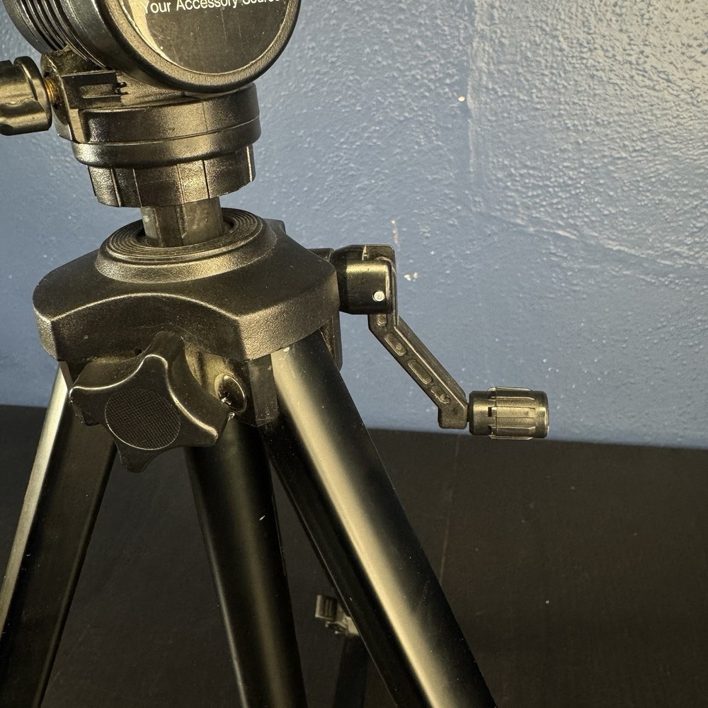 Fluid Petra Tripod Extendable Adjustable Camera Video Recorder Fold Up Tripod