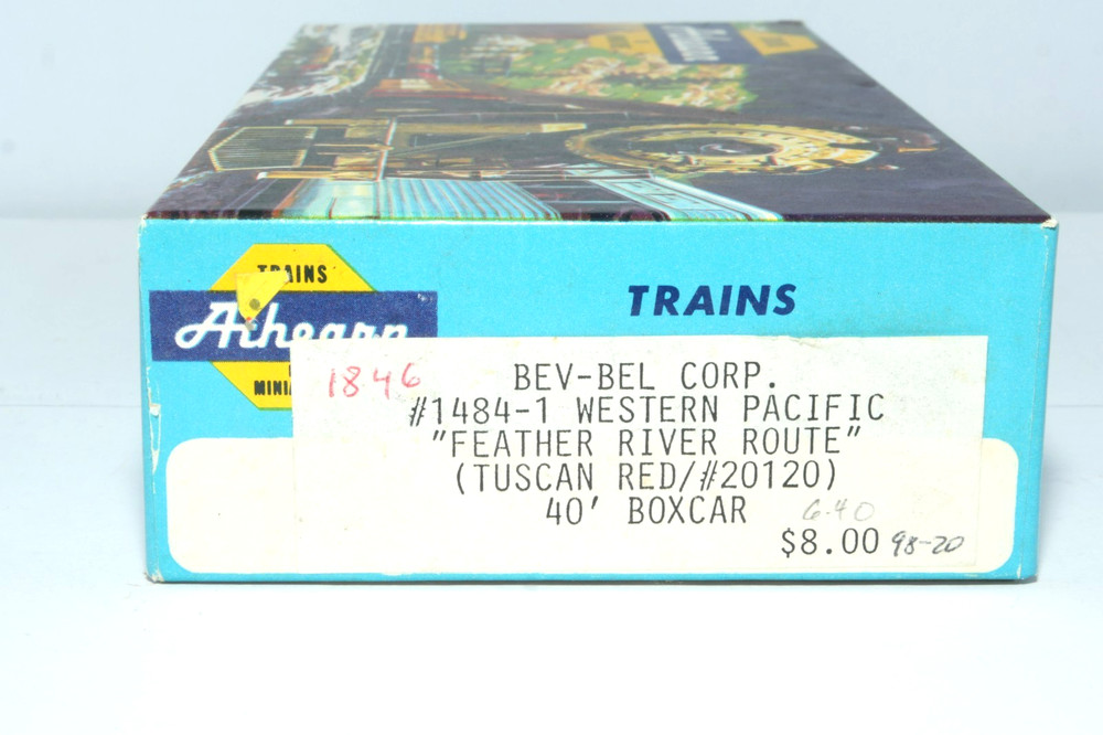 WESTERN PACIFIC BOX CAR #20120-----------HO "ATHEARN" SCALE