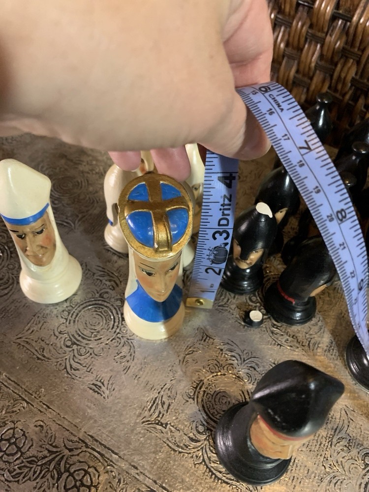 Vintage Duncan mold ceramic Chess Pieces Handpainted