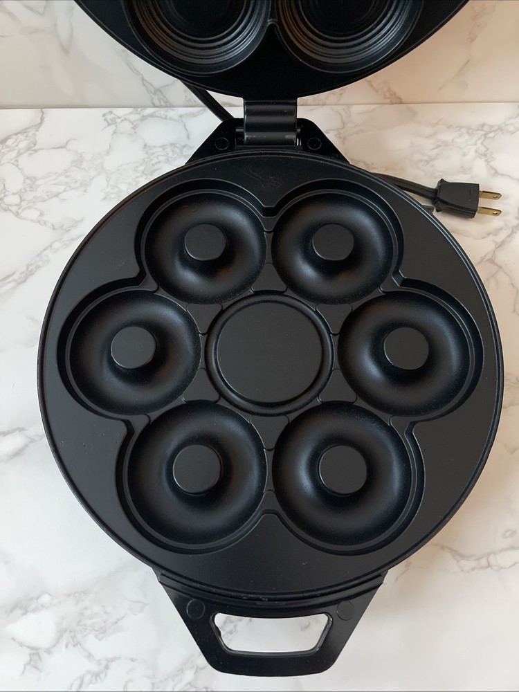 VTG Master Chef Donut Bakery Maker 2081 w/ Box