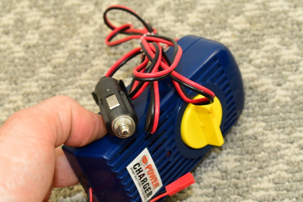 Cox DC Power Charger NiMH Battery Charger (2002) Centuri