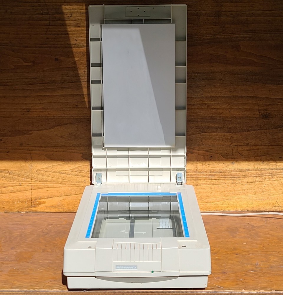 Mustek Flatbed Scanner MSF-6000CX 14" x 8.5"