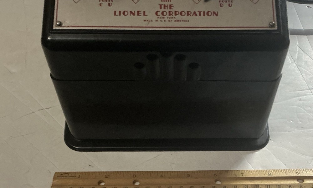 Lionel Postwar Type V 150 Watt Transformer 4 Separate Outputs RTR