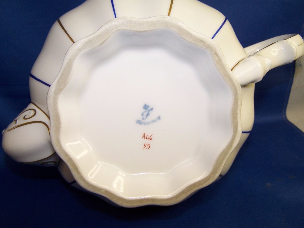 FUERSTENBERG TEAPOT