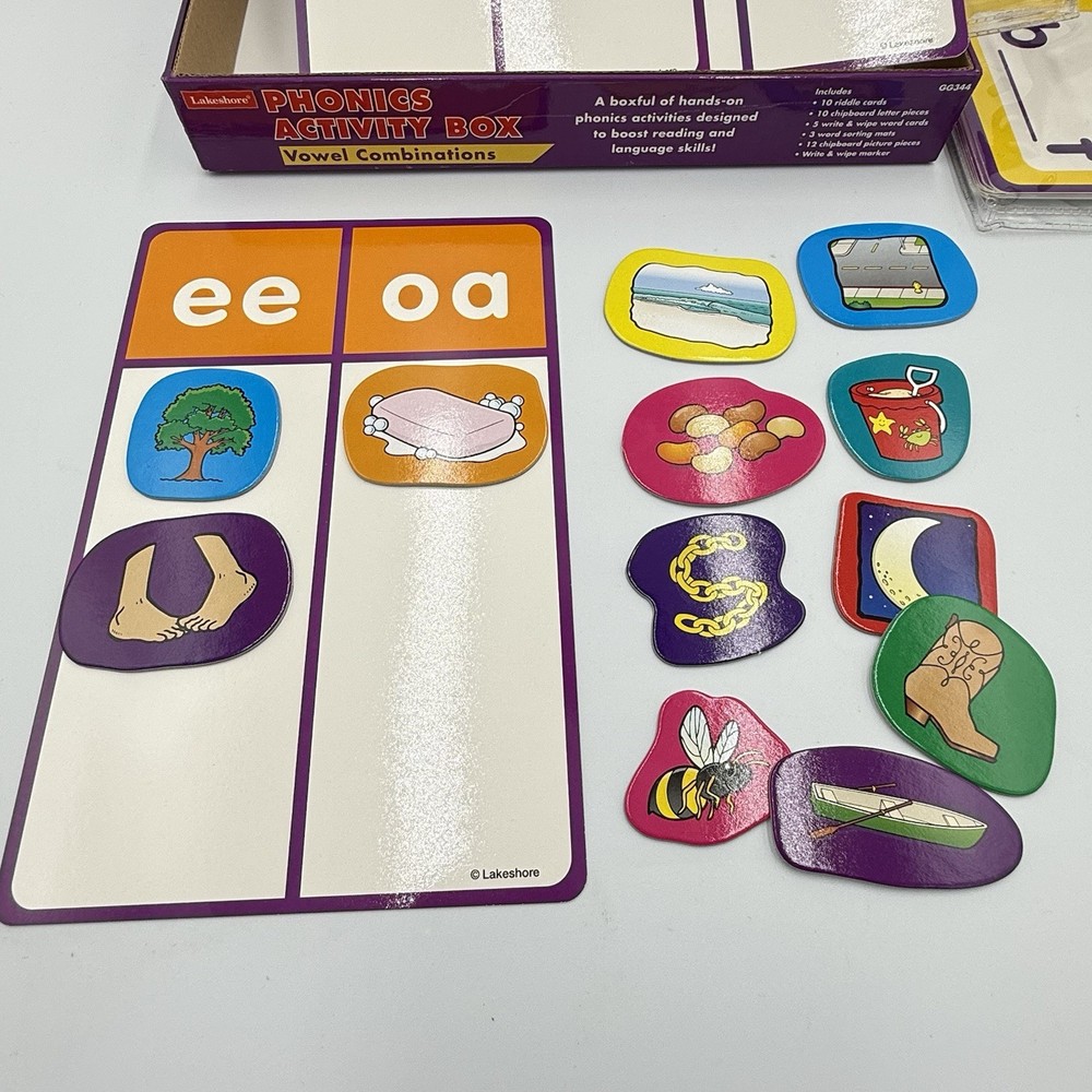 Lakeshore Learning VOWEL COMBINATIONS Phonics Activity Box GG344 - READ