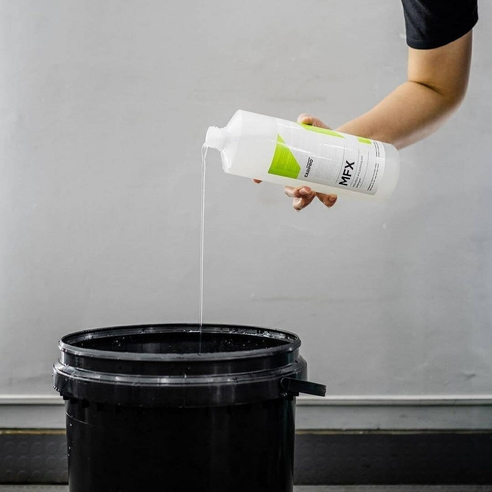 CARPRO MFX - Liter - Microfiber Detergent, Remove Oils, Waxes