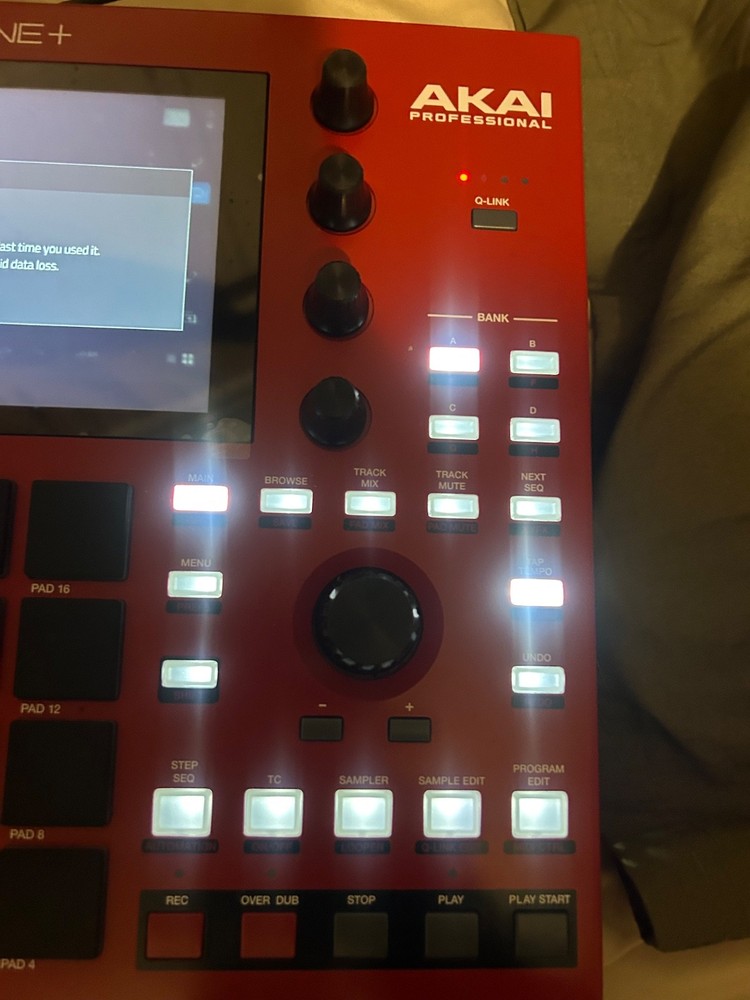 Akai Professional MPC One+ Standalone Drum Machine, Beat Maker and MIDI Controll