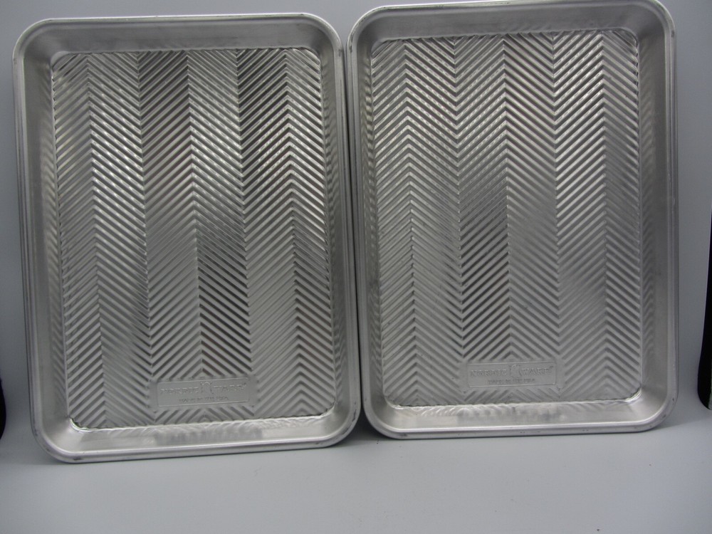 Nordic Ware 2 Pack Prism Quarter Sheets New!!