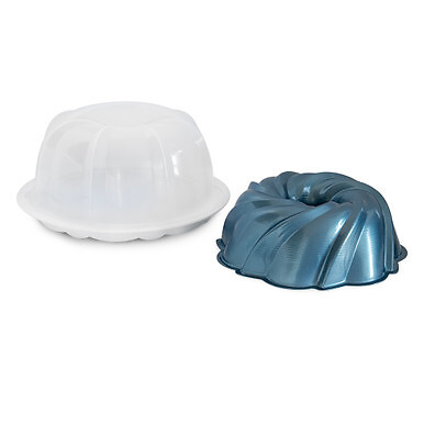 Nordic Ware Formed Swirl Bundt® Pan with Cake Keeper
