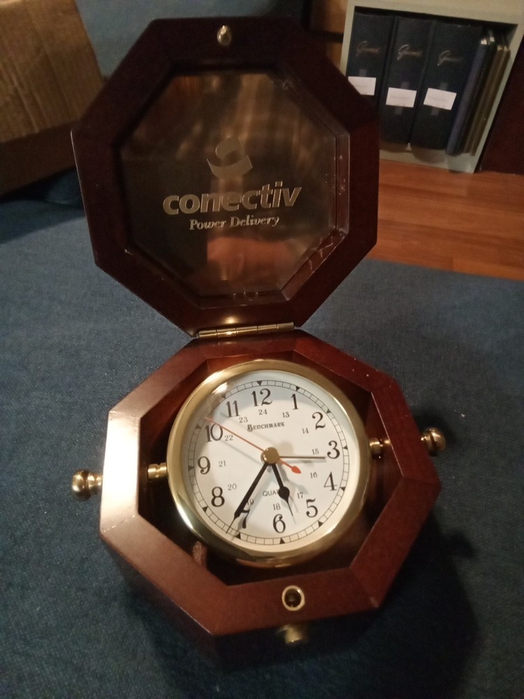 BENCHMARK Quartz Maritime Clock,  Connective Power Delivery