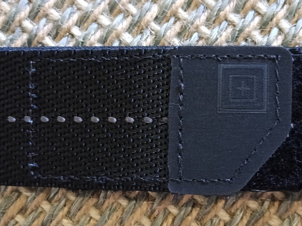 5.11 Elas-Tac Mens Medium Belt