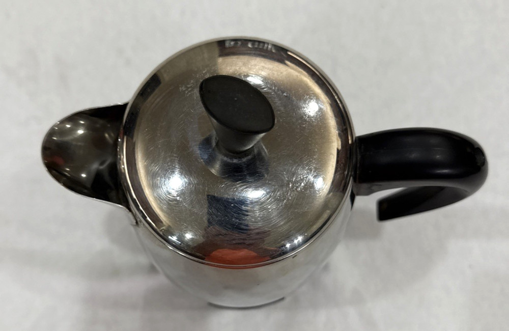 FARBERWARE SUPERFAST FULLY AUTOMATIC PERCOLATOR 2-8 CUP CAPACITY MODEL 138