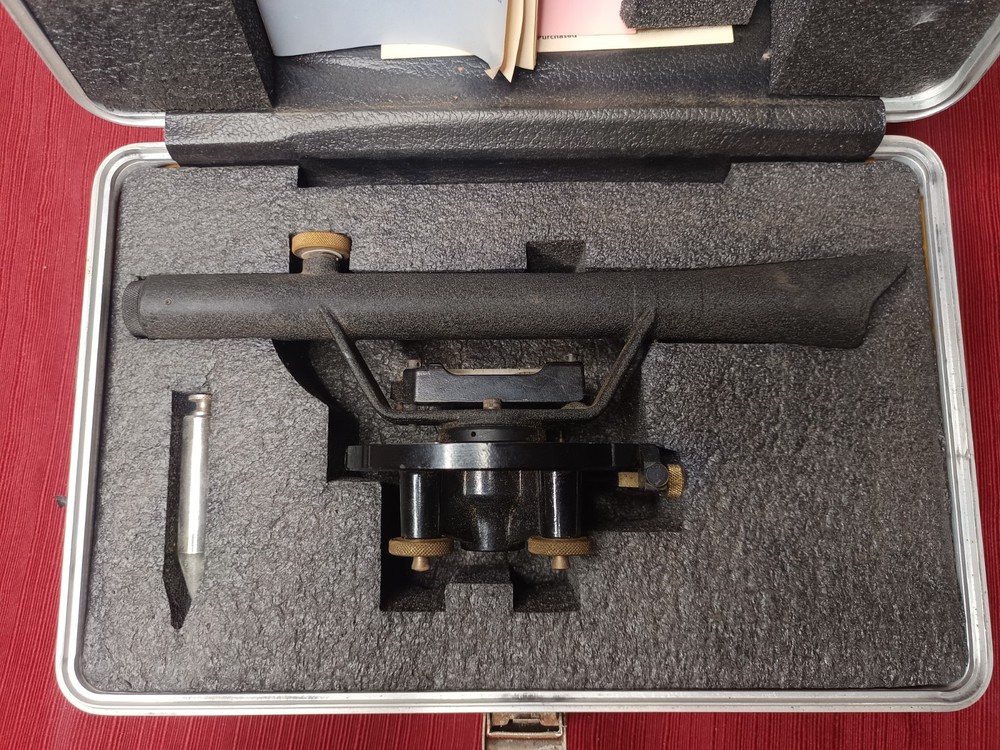 Berger Instruments 110C Service Dumpy Level With Case, Accessories & Manual