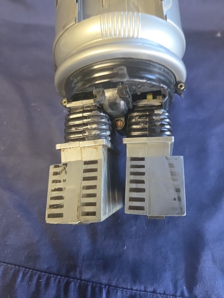 AHI LOST IN SPACE 1977 ROBOT (Non Working)