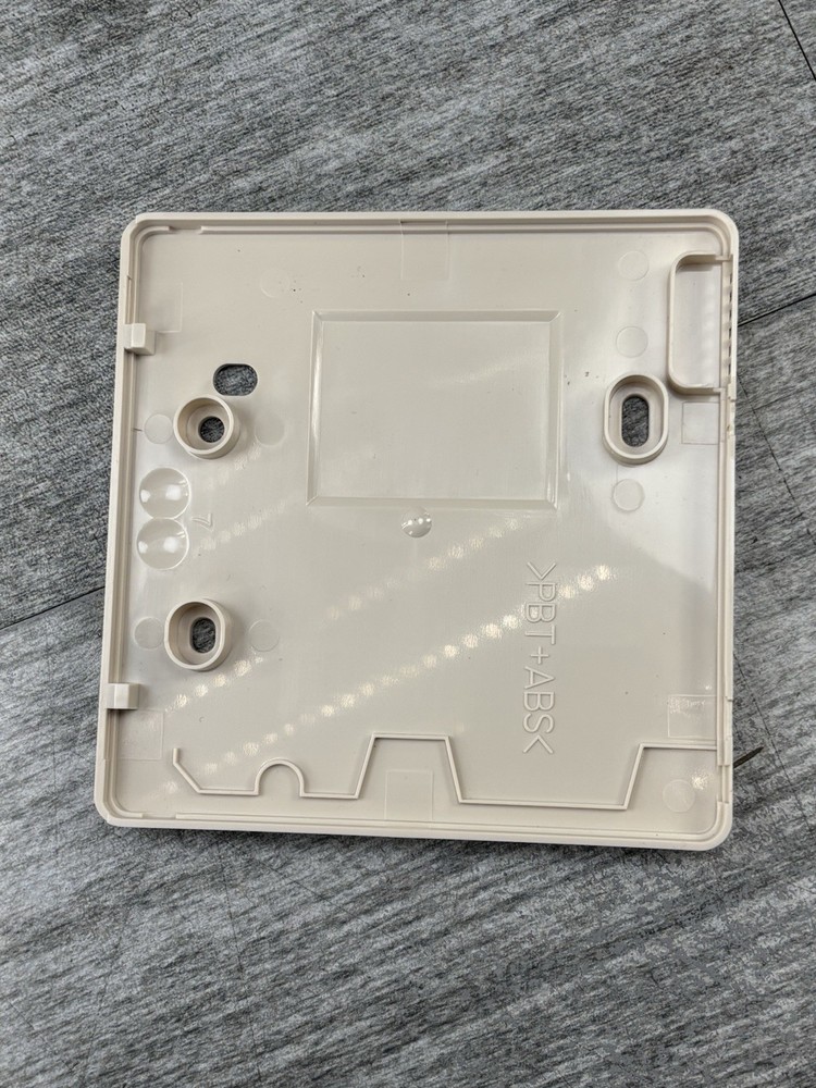 DAIKIN Remote Controller BRC944B2 w/Remote Controller Cable & Hardware Open Box