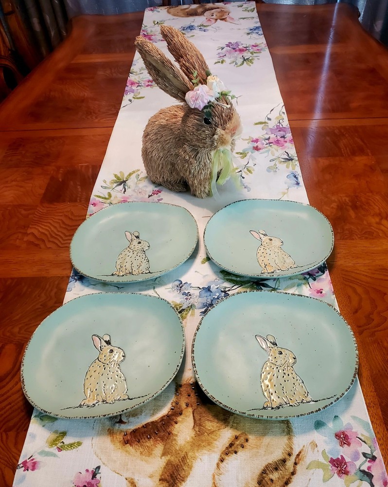 Dinnerware Set Easter Bunny Rabbit-Themed 15-Piece Ceramic Spectrum designz”
