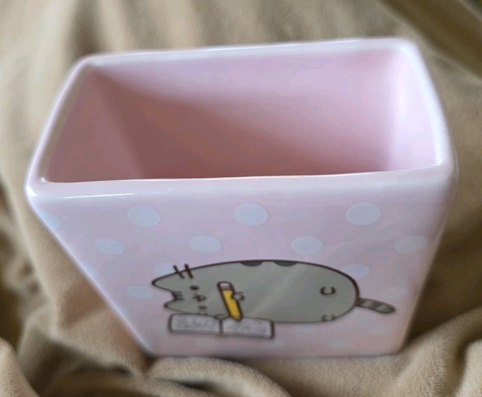 Ceramic Pusheen Box Pencil Vase Cat
