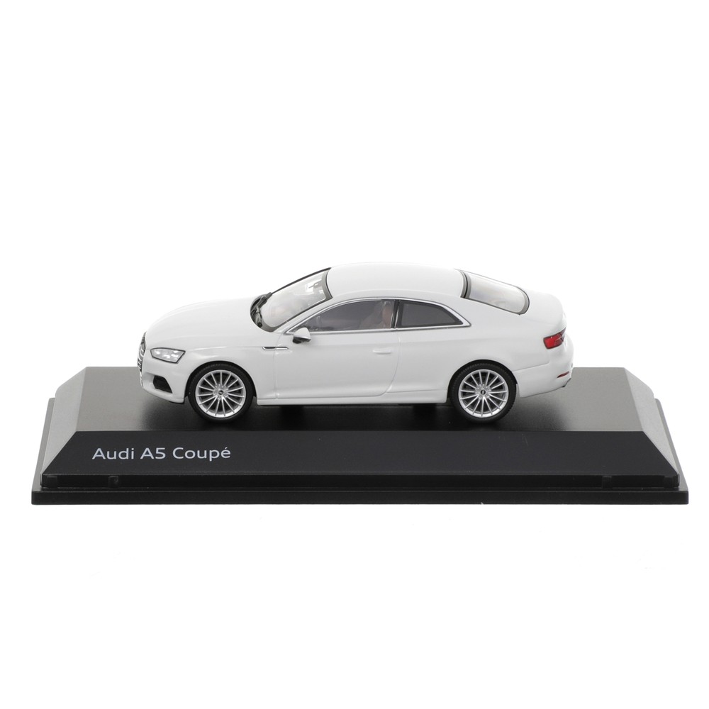 White Audi A5 Coupe 1.43 Car Model