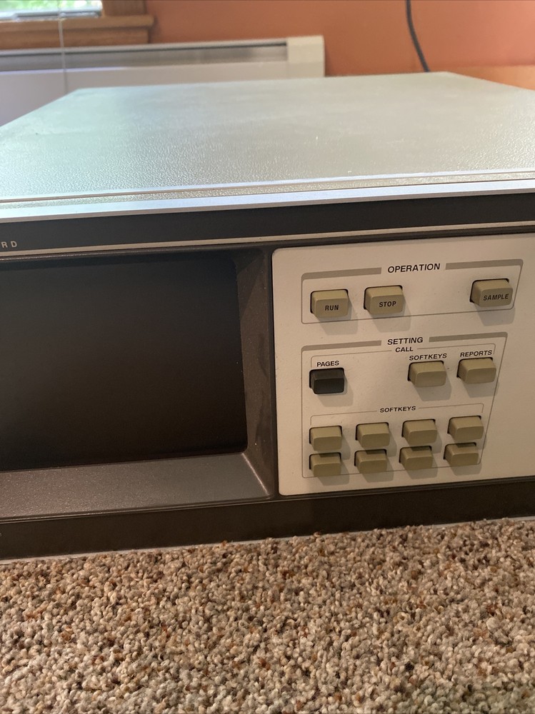 HP 8182A Data Analyzer, 50 MHz, 1kbit/channel Opt. 3X001