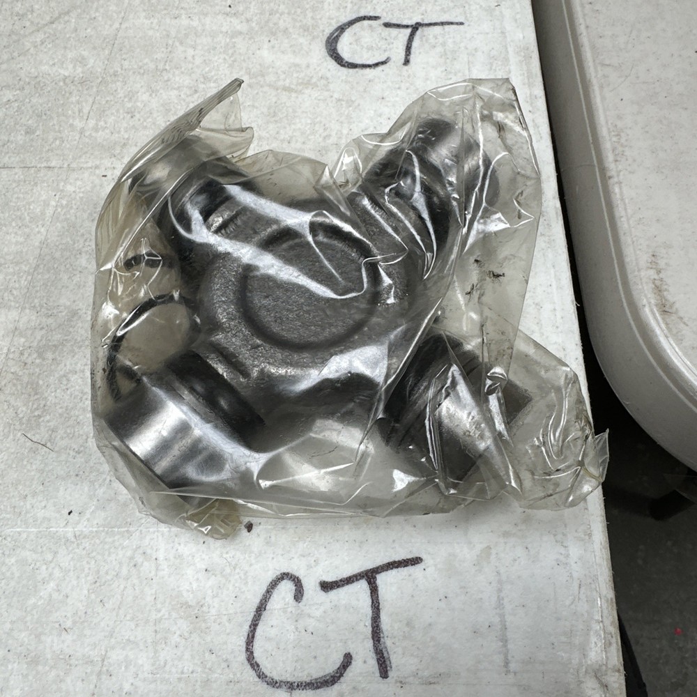 UNIVERSAL JOINT PTC PT479